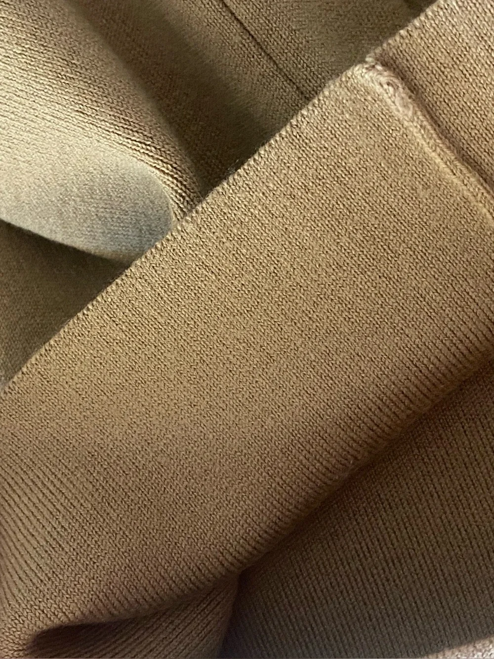 New Theory Large Tan Wool Pencil Skirt - Picture 5 of 7